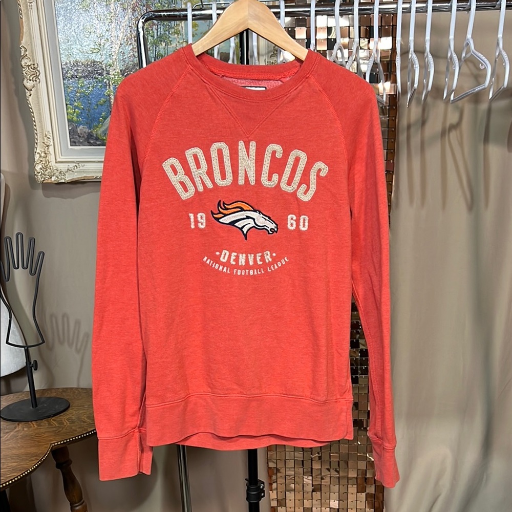 Campus Crew Broncos Crewneck Pull Over Sweatshirt Sweater Size S P2P 21-23”
